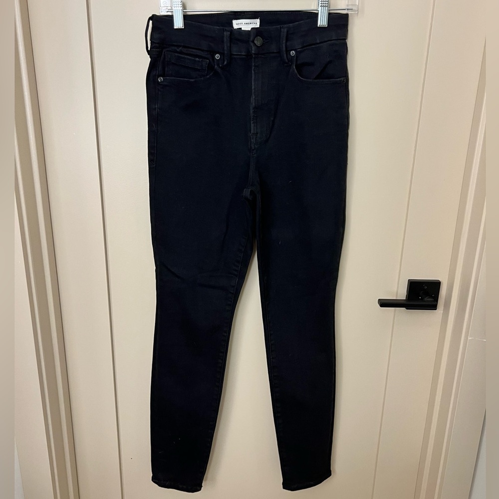Good American Always Fits Black Skinny Jeans